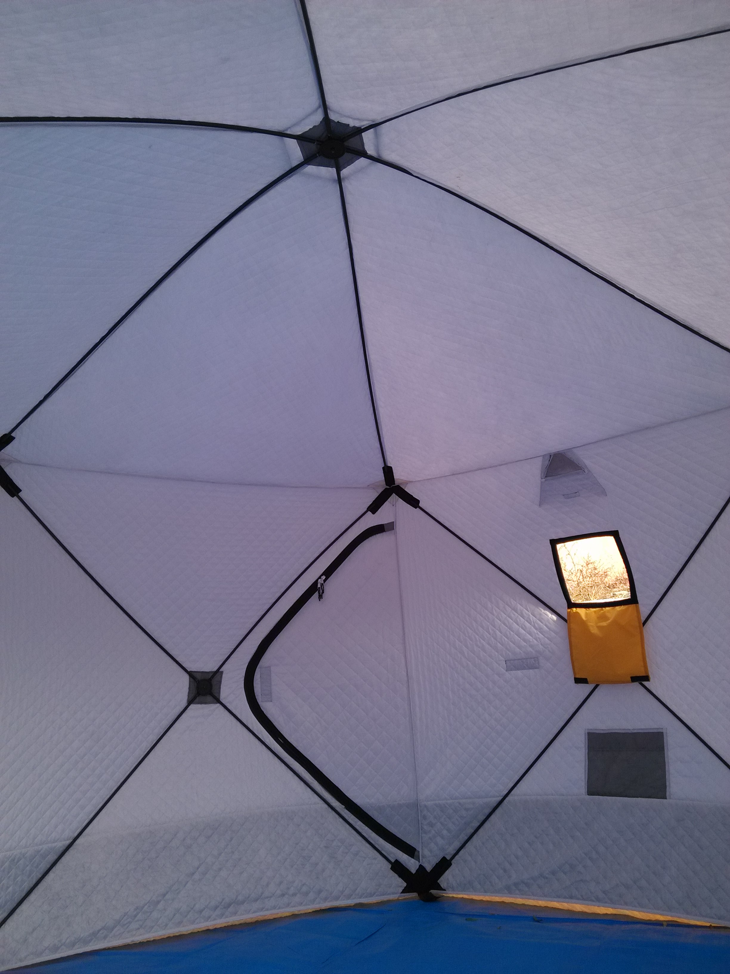 6 walls Ice fishing tent for 8-10 Persons Pop Up Portable Ice fishing Shelter